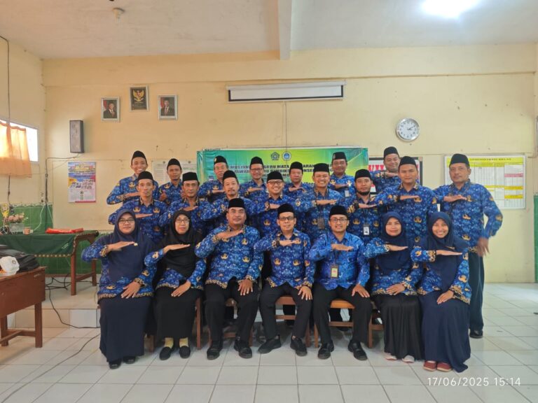 MAN 2 Lamongan Gelar Workshop Pembelajaran Mendalam Berbasis Kurikulum Cinta