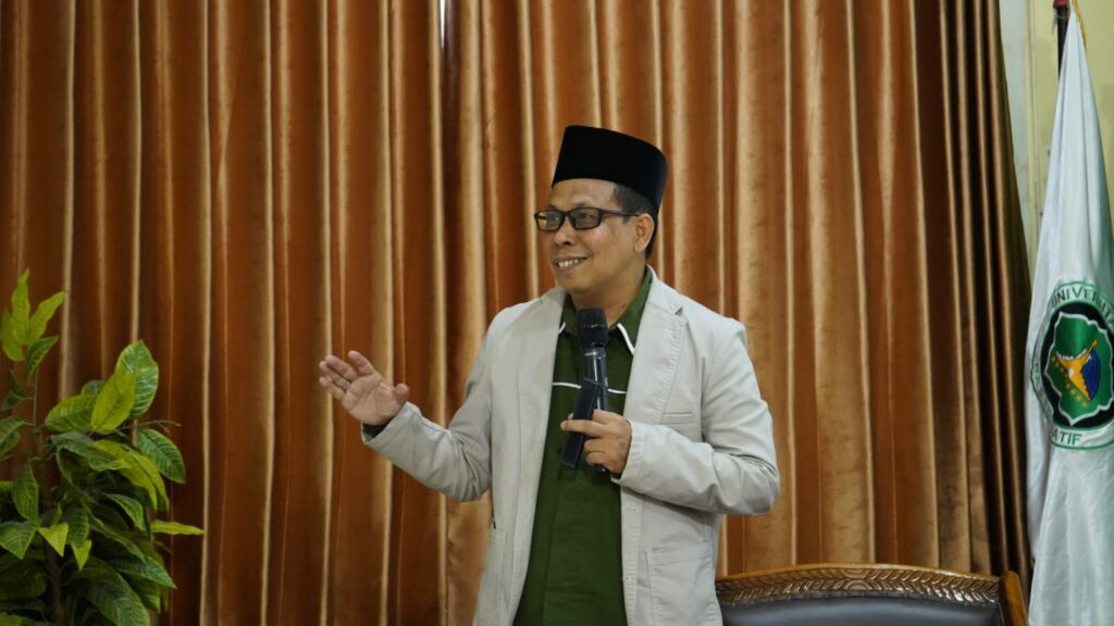 Dialog Hukum, Kebijakan Publik, dan Moderasi Beragama: Sinergi Santri untuk Kerukunan Plural di Indonesia