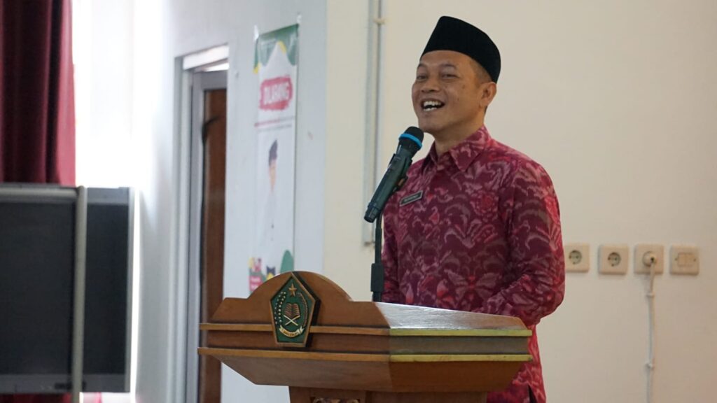 Suyatno Kepala BDK Semarang memberikan sambutan dan pengarahan